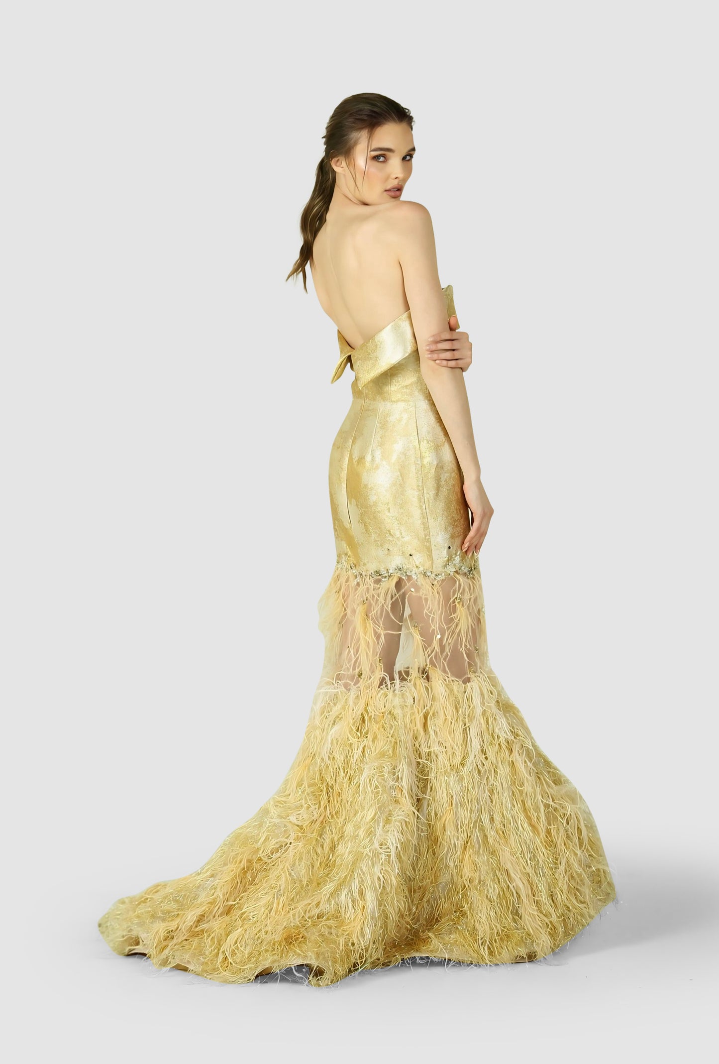 Golden Aura Gown – A Fusion of Glamour and Texture