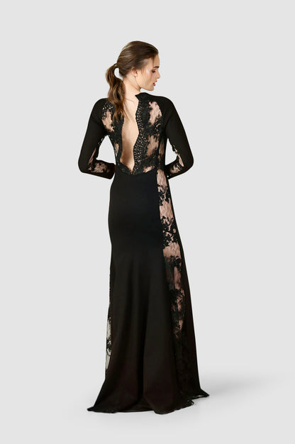 Noir Temptation Gown – A Bold Fusion of Elegance and Seduction